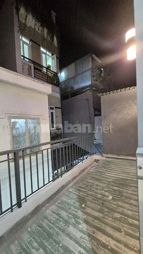 Nhà Hẻm 14B Hưng Phú, P8, Q8. Nhà 1 trệt, 2 lầu,ST.Ngang 6,4m x Dài 4m