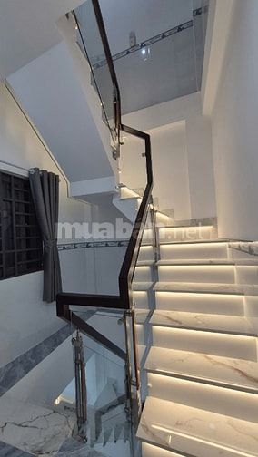 Nhà Hẻm 14B Hưng Phú, P8, Q8. Nhà 1 trệt, 2 lầu,ST.Ngang 6,4m x Dài 4m
