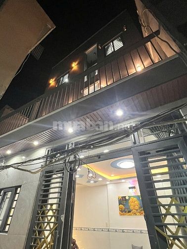 Nhà Hẻm 14B Hưng Phú, P8, Q8. Nhà 1 trệt, 2 lầu,ST.Ngang 6,4m x Dài 4m
