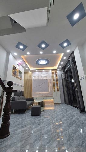 Nhà Hẻm 14B Hưng Phú, P8, Q8. Nhà 1 trệt, 2 lầu,ST.Ngang 6,4m x Dài 4m