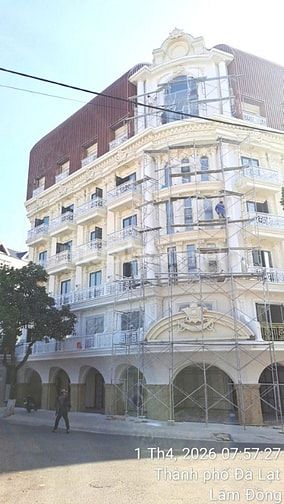 Sơn Nhà Trọn Gói TPHCM Giá Rẻ – Sơn Nước, Sơn Dầu, Chống Thấm Uy Tín