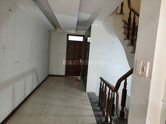 Cho thuê nhà mặt phố Quan Nhân, 70m2 x 4T, Lô góc MT 10m, giá 3x triệu