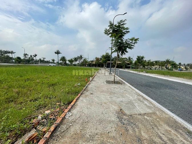 ĐẤT NỀN NGAY TRUNG TÂM HÀNH CHÍNH THỦ THỪA CHỈ HƠN 18TRIỆU/m, SỔ HỒNG 