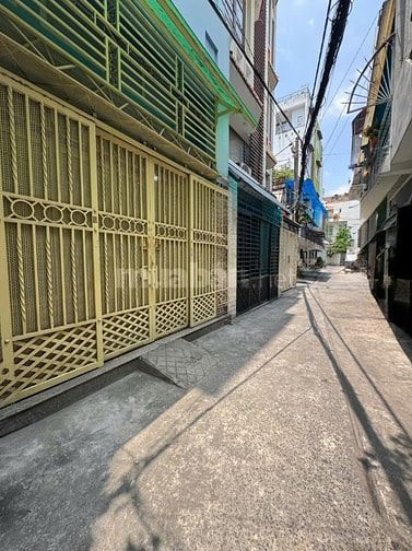 Bán nhà 5 tầng Hẻm 145 Nguyễn Đình Chính, 37m2 giá 7,9 tỷ