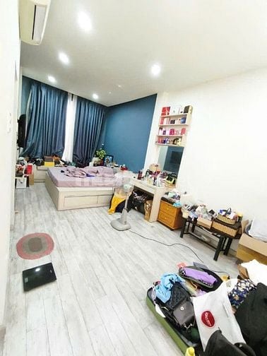 Bán Nhà khu Đồng Bộ Huỳnh Văn Bánh Ngang 6,5x8m - DT 50m2 - 4 Tầng