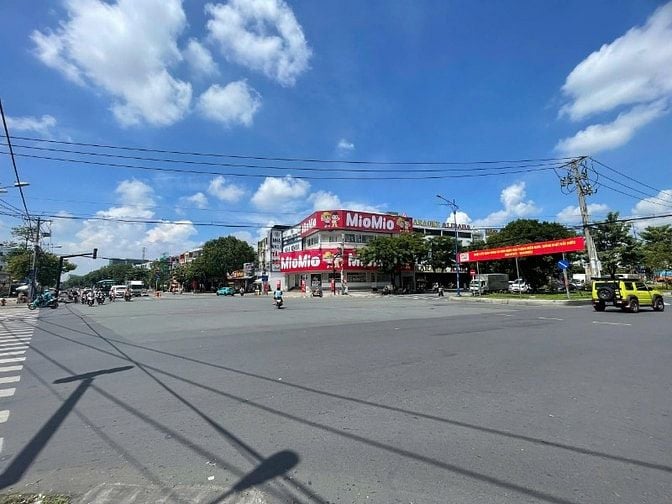 Cho thuê nhà GÓC 2MT 357-359 Tên Lửa, Phường Bình Trị Đông B, Bình Tân