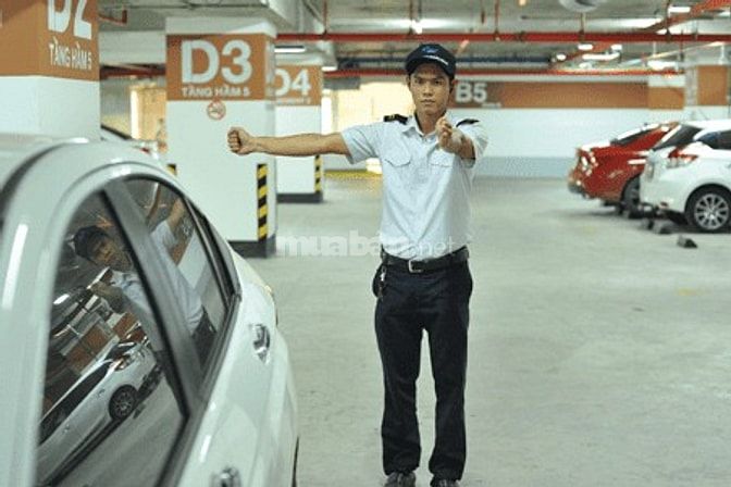 Nhân viên vận hành Bãi xe Quận 1 nhận LƯƠNG TUẦN