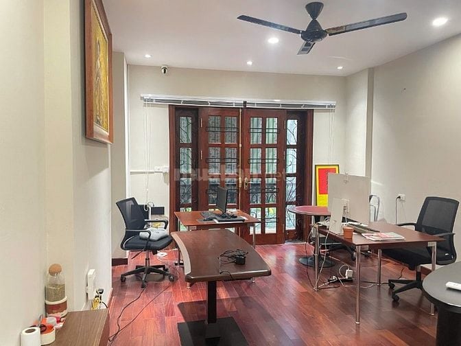 Cho thuê nhà Trần Quang Diệu – 50m² x 6T – thang máy – hợp kinh doanh