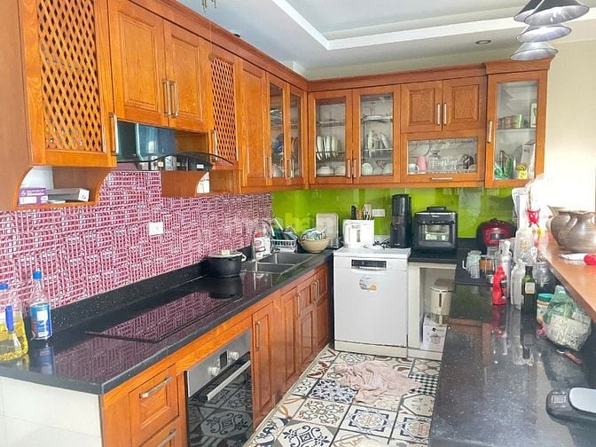 Cho thuê nhà Trần Quang Diệu – 50m² x 6T – thang máy – hợp kinh doanh
