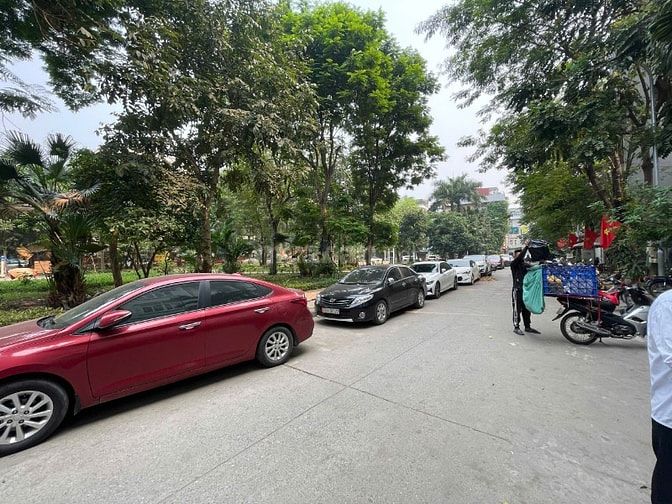 Cho thuê nhà Trần Quang Diệu – 50m² x 6T – thang máy – hợp kinh doanh