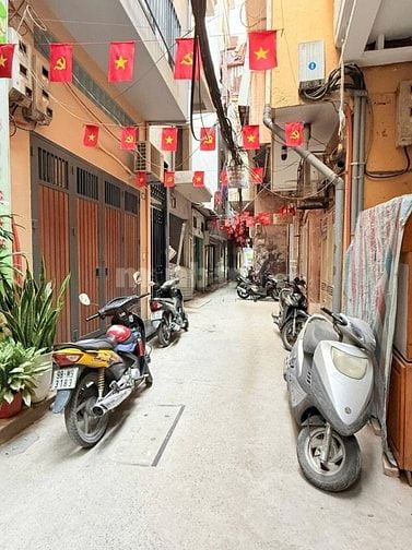 Phố Nguyễn Như Đổ - Đống Đa – 81 M2 – 5 T – MT 6 M – Giá 19.3 Tỷ. 