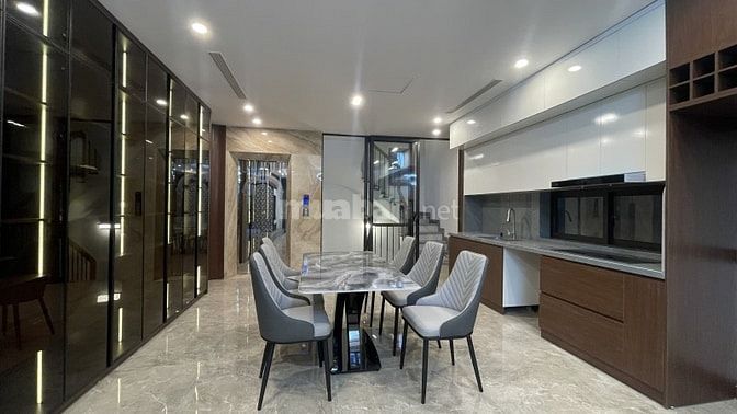Nguyễn Văn Cừ - Long Biên – Ô TÔ Tr – 92 M2 – 7 Tầng – MT 5 M - Giá 17