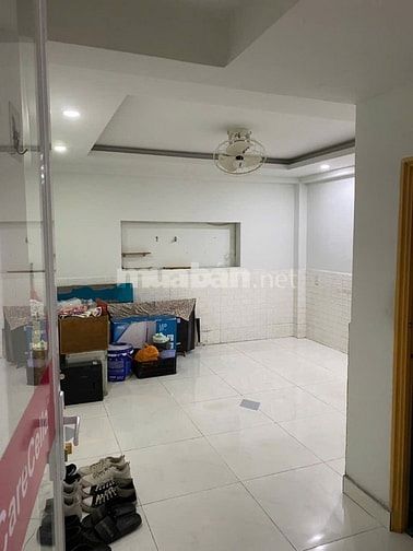 Bán nhà Dt 7,35m x 11m đường hẻm ô tô xe hơi. Để được 2c Xe hơi trong