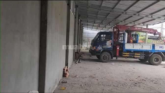 Nhà xương cho thuê Đông Thạnh , Hóc Môn, DT: 300m2