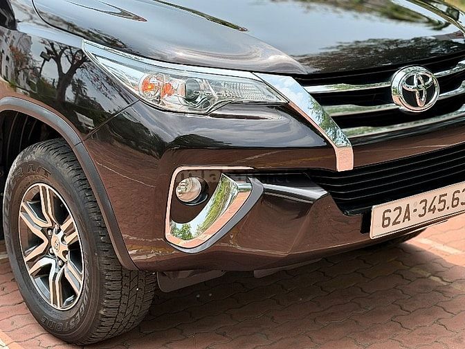 toyota fortuner 2020 dầu số tự động
