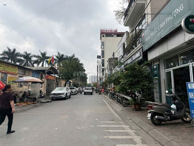 Chu Huy Mân – Long Biên – Ô TÔ Tr – 79 M2 – C4 - MT 7 - Giá 22.2 Tỷ