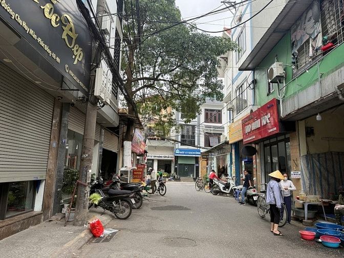Chu Huy Mân – Long Biên – Ô TÔ Tr – 79 M2 – C4 - MT 7 - Giá 22.2 Tỷ