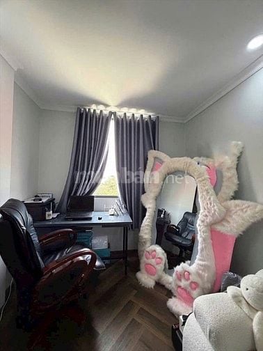 Bán khách sạn 35tỷ dòng tiền 150tr/t tổng 36 phòng CHDV full kín phòng