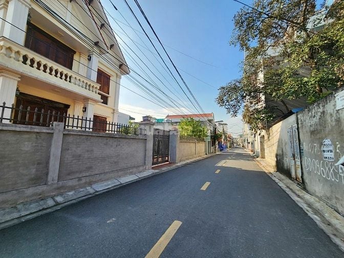 Cần bán lô đất ngay Cổng Phụ Hoàng Huy An Đồng. 📍 Tuyến 2 Vĩnh Khê 