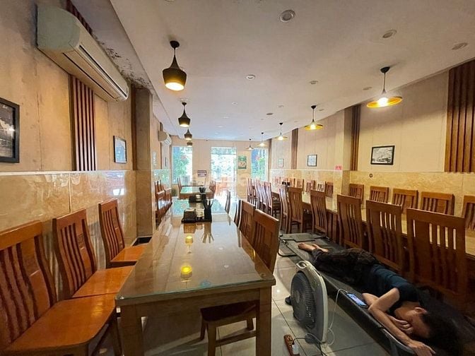 Cho thuê nhà mặt phố Đống Đa, 100m2 x 4T, MT 8m, làm nhà hàng đẳng cấp