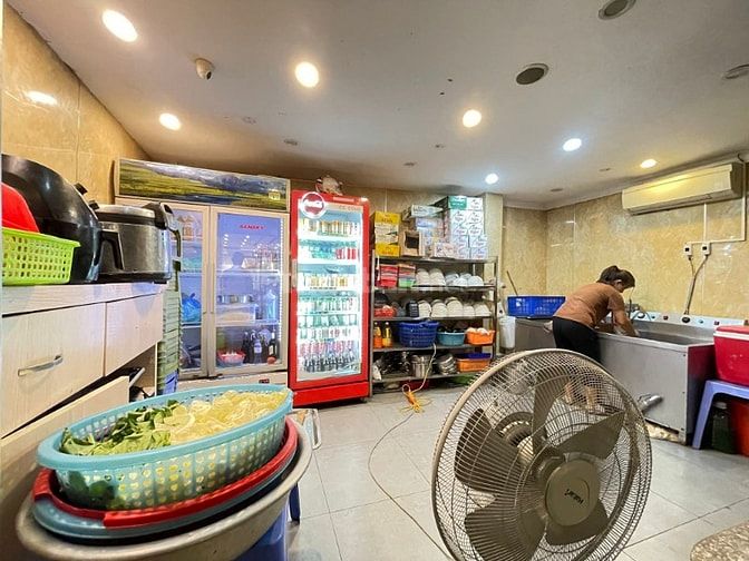 Cho thuê nhà mặt phố Đống Đa, 100m2 x 4T, MT 8m, làm nhà hàng đẳng cấp