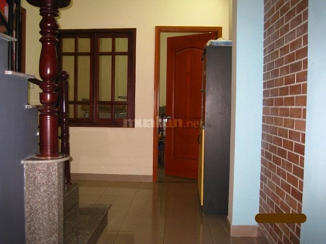 Cho thuê mặt bằng mặt tiền 64m2 khu đường hoa Phan Xích Long - Q.PN