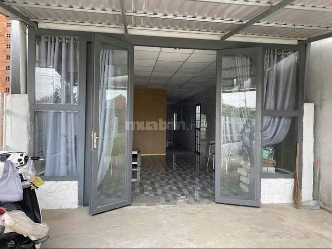 Bán nhà rộng rãi ở ngay Tân Phú Trung,Củ Chi,DT:179m2 giá 1 tỷ 050
