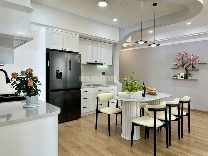 Bán căn hộ Saigon South Residences, diện tích 95m2, 3PN, 2WC, NT mới.