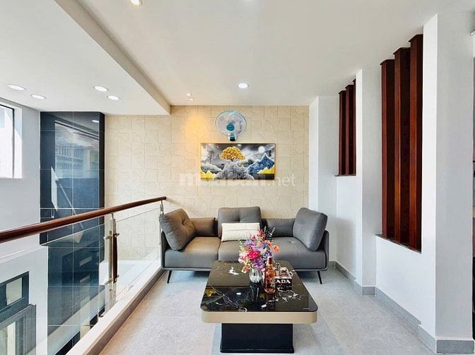 Sốc! Bán nhà 48m2 Phan Chu Trinh, Bình Thạnh.Gần Học Viện Cán Bộ.