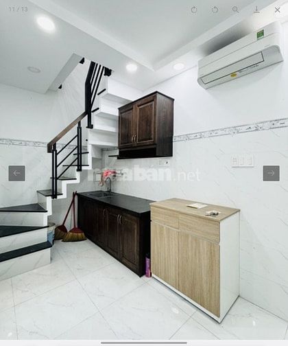 Bán nhà cực rẻ,đẹp hẻm số 7 Thành Thái Q10 chỉ 2,65 tỷ .