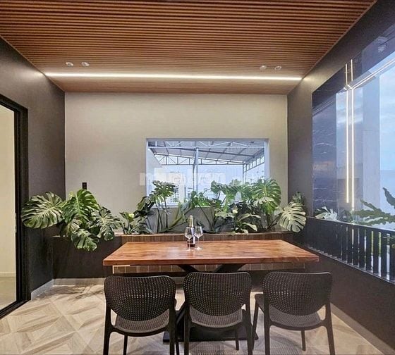 Thanh lý nhà mặt tiền đường gần chợ Chợ Bình Chánh - Sổ Hồng Riêng