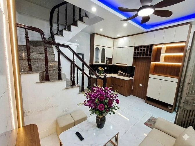 GỐC ĐỀ - MINH KHAI - 30M2 – 5 TẦNG  - 6.69 TỶ - 0988030809