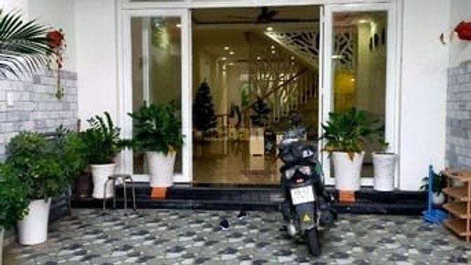 CẦN BÁN NHÀ TRỊNH QUANG NGHỊ, PHƯỜNG 7, QUẬN 8, SỔ HỒNG CHÍNH CHỦ