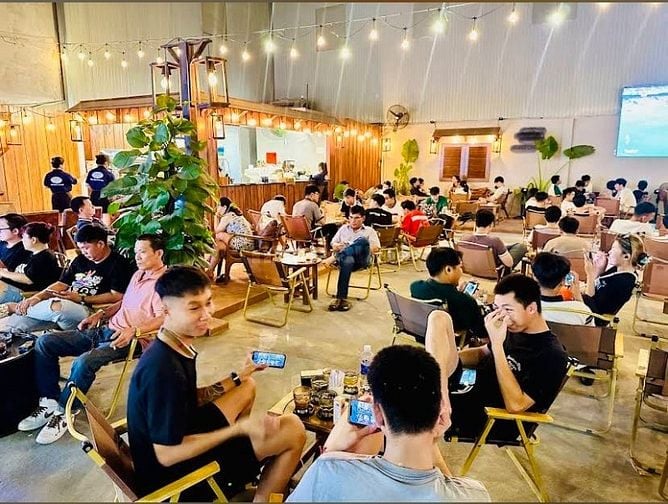 Sang quán Cafe 400m2 liền kề TK.Tân Quý-Bình Tân,lợi nhuận 100tr/tháng