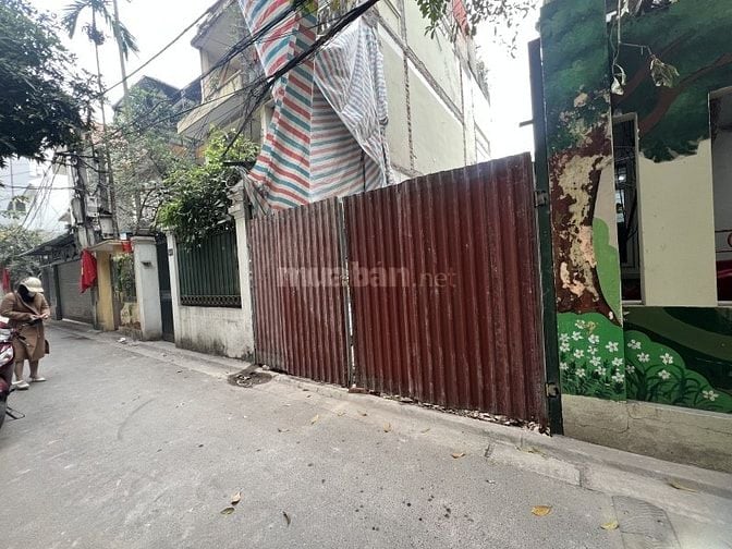 Bán Đất Phố Nguyễn Văn Cừ - Long Biên – 102 M2 – MT 4/7 M Giá 21.8 Tỷ.