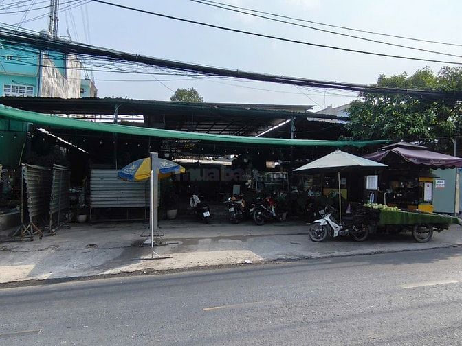 Cho thuê mặt bằng măt tiền Lã Xuân Oai, Phường Tăng Nhơn Phú, Quận 9