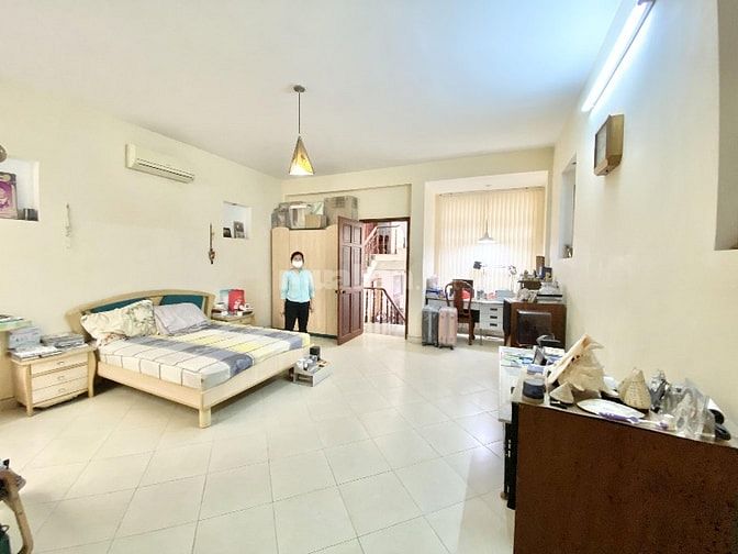 Căn nhà trang bị đầy đủ nội thất cao cấp ngay Lotte Quận 7