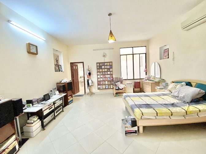 Căn nhà trang bị đầy đủ nội thất cao cấp ngay Lotte Quận 7