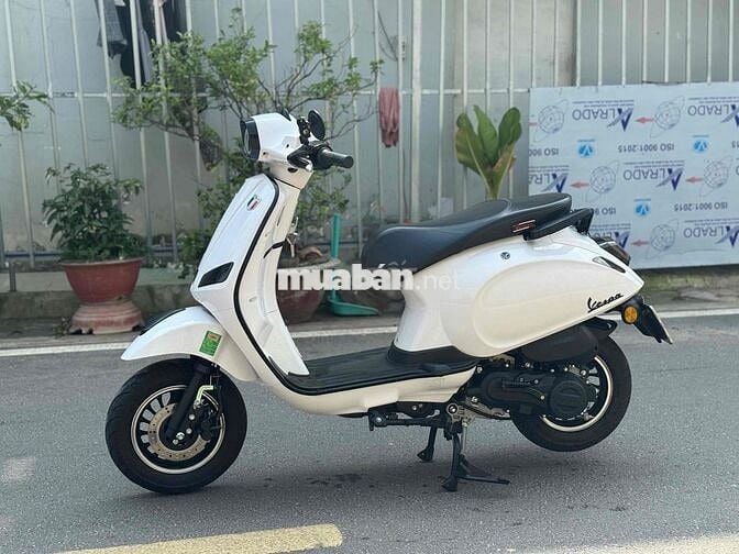 Piaggio Vespa Victoria 50cc Trắng