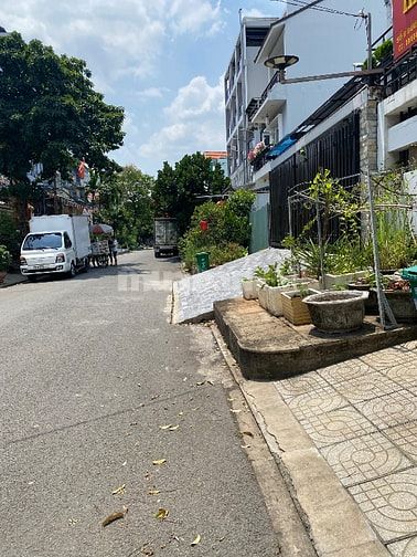 Bán nền đất KDC Phong Phú 5, ngay bến xe Q8, DT 4.5x18m