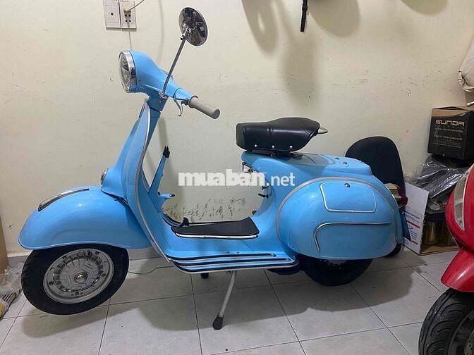 Piaggio Vespa Standard 150cc Xanh