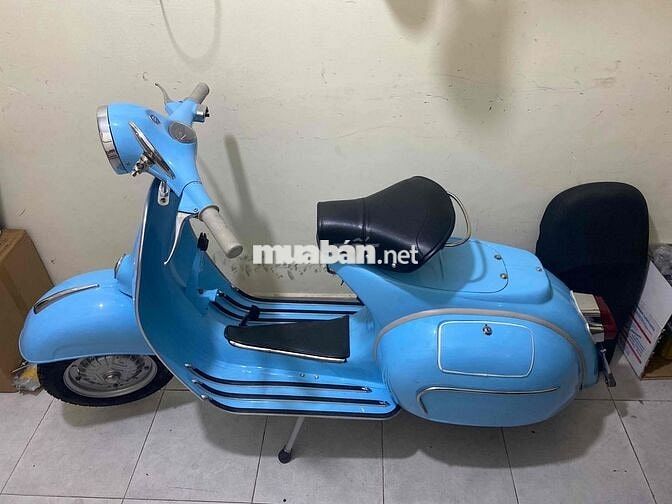 Piaggio Vespa Standard 150cc Xanh