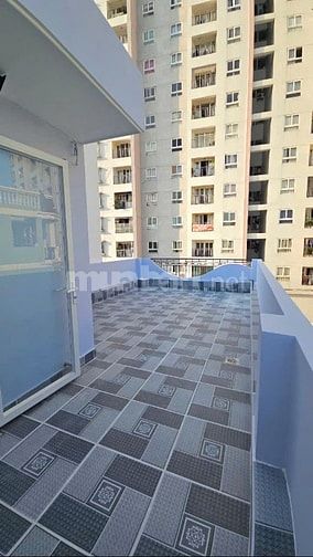 Nhà mới 💯% Dt 4x10,5m 2 lầu, Nhà một xẹt, Hẻm xe hơi, 