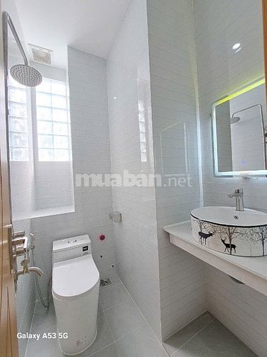 Nhà mới 💯% Dt 4x10,5m 2 lầu, Nhà một xẹt, Hẻm xe hơi, 