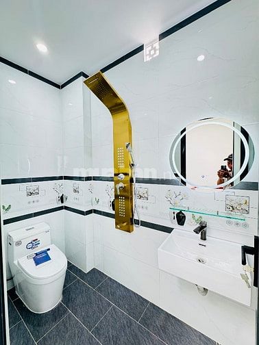 🔥 XE HƠI NGỦ TRONG NHÀ MỚI 4 TẦNG Ở NGAY HẺM XE TẢI THÔNG