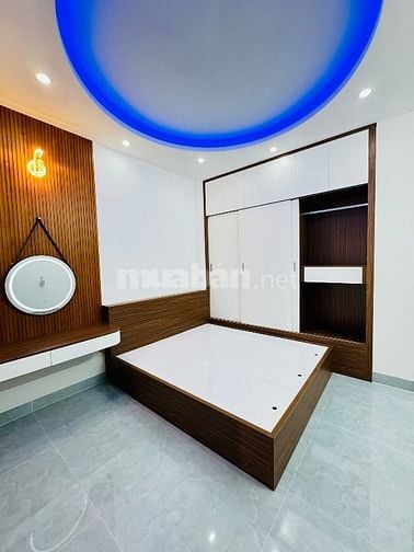 🔥 XE HƠI NGỦ TRONG NHÀ MỚI 4 TẦNG Ở NGAY HẺM XE TẢI THÔNG