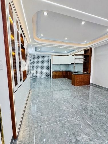 🔥 XE HƠI NGỦ TRONG NHÀ MỚI 4 TẦNG Ở NGAY HẺM XE TẢI THÔNG