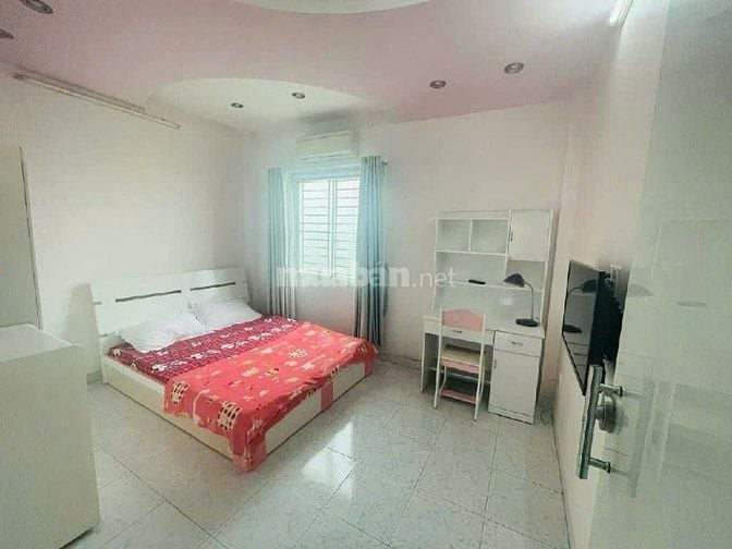 Quá Rẻ Chỉ 7 TỶ 050 HẺM XE Hơi Quận 7