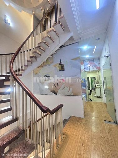 Cho thuê nhà Mặt tiền 143 Đường 3 Tháng 2, Q10. DT 4x28- Kết cấu 4 Lầu
