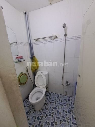 Bán nhà hẻm 6m Hòa Bình, Quận 11, 33m2, cực rẻ, chỉ 2 tỷ 99 